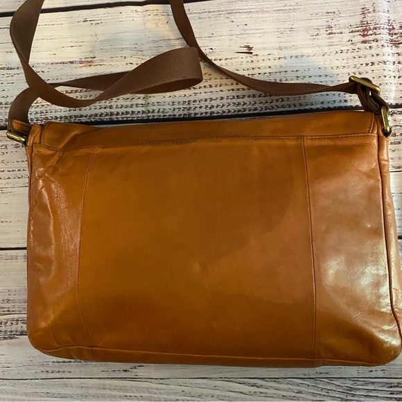 Fossil Leather School Business Messenger Bag - Picture 8 of 11